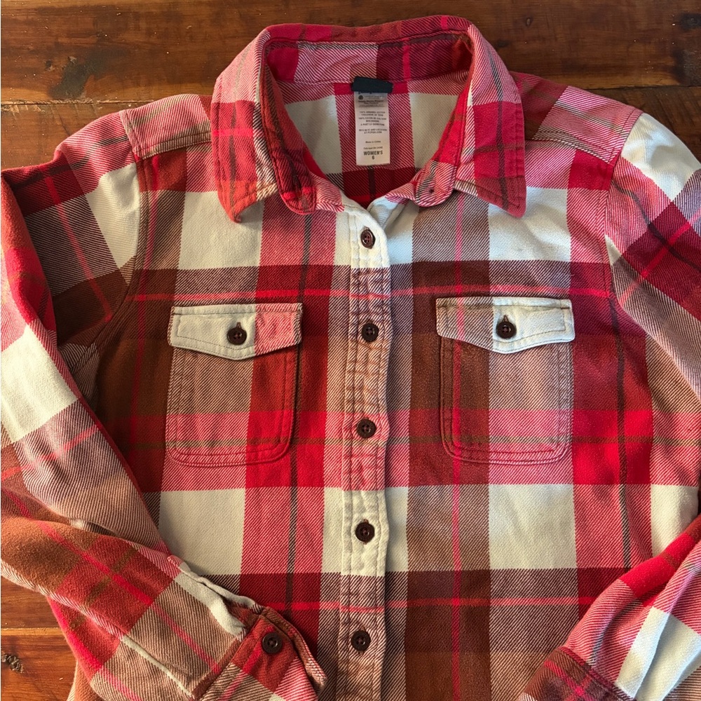 Patagonia Fjord Flannel Size 6
